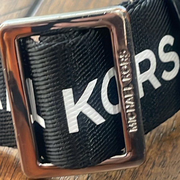 Michael Kors black white nylon camera crossbody bag webbing logo strap - Picture 6 of 17